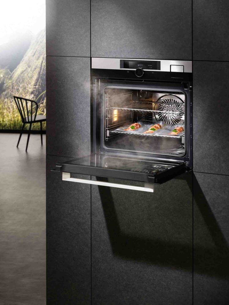 AEG SteamPro Oven
