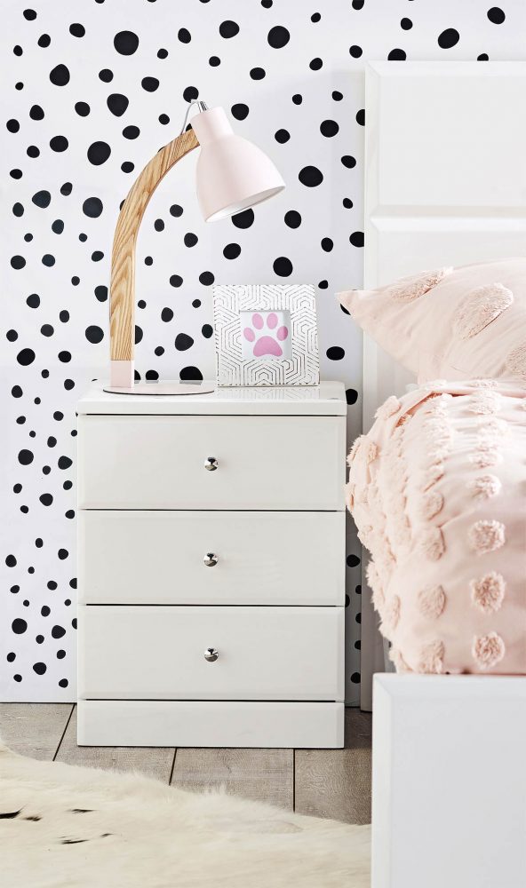 Bedroom organisation solution: Alaska Bedside Table