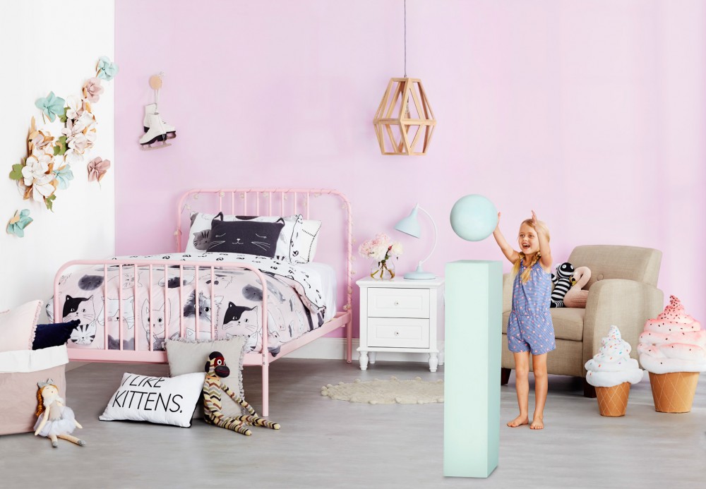 Calais-King-Single-Metal-Bed