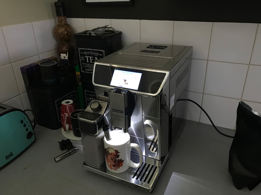 Coffee-machine-touchscreen