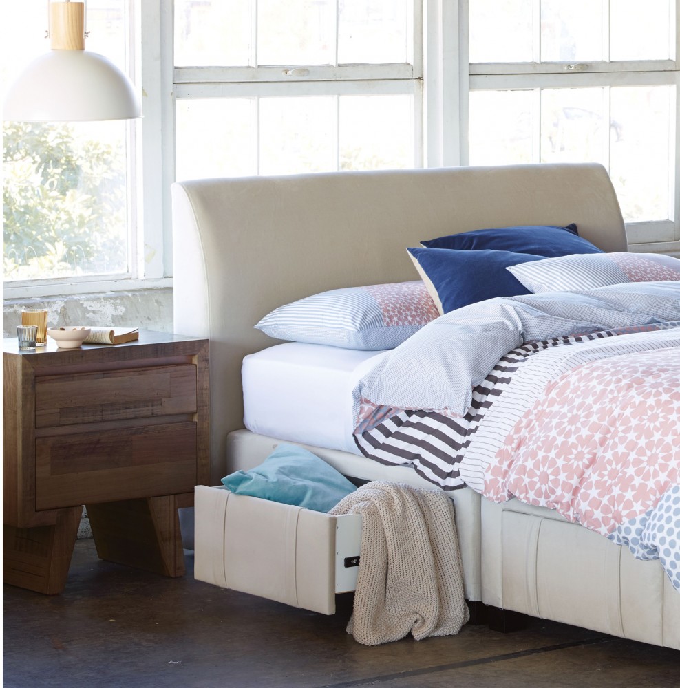 The ‘Jett’ offers a practical storage solution for extra sheets and blankets.