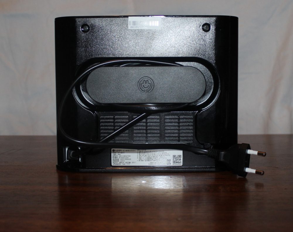 LG CordZero R9 Robotic Vacuum Cord Keeper