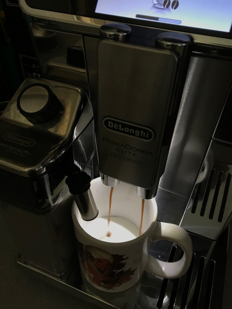 Making-coffee