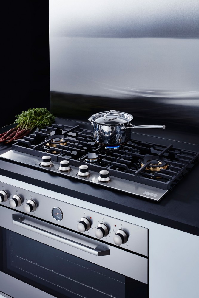 Neil-Perry-Kitchen-Gas-Cooktop
