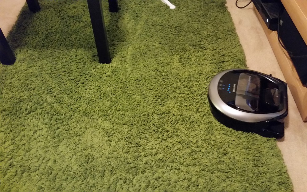 Samsung-PowerBot-Plus-cleans-shaggy-rug