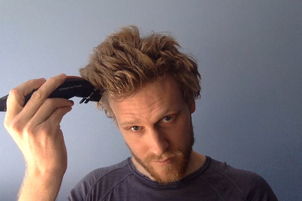 Using the VSforMen X6 PROHair Clipper for a much needed makeover.