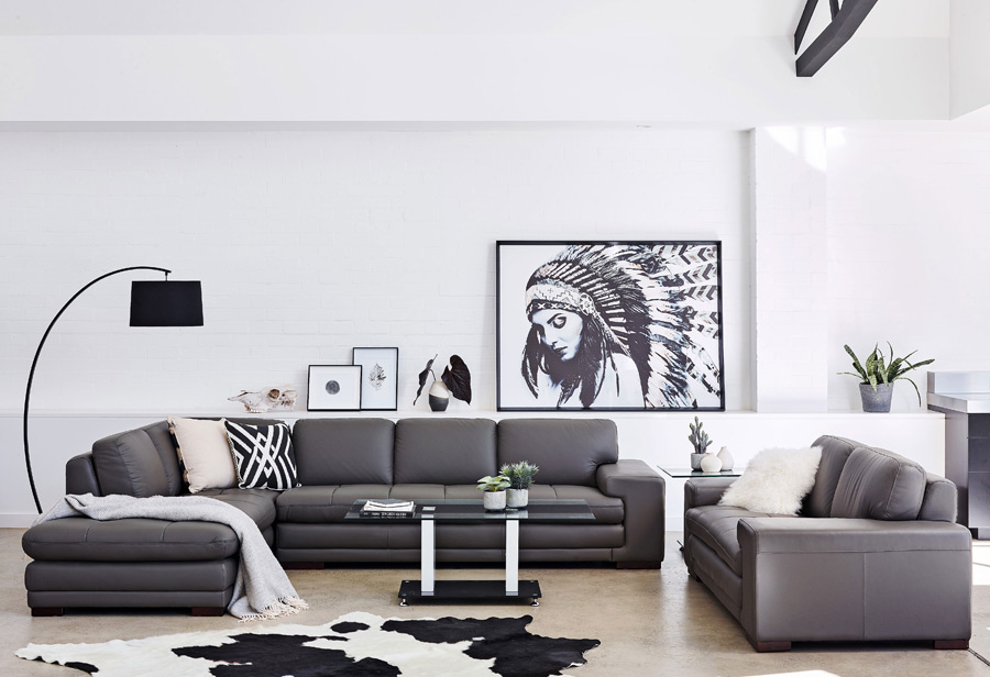 chic-leather-lounge