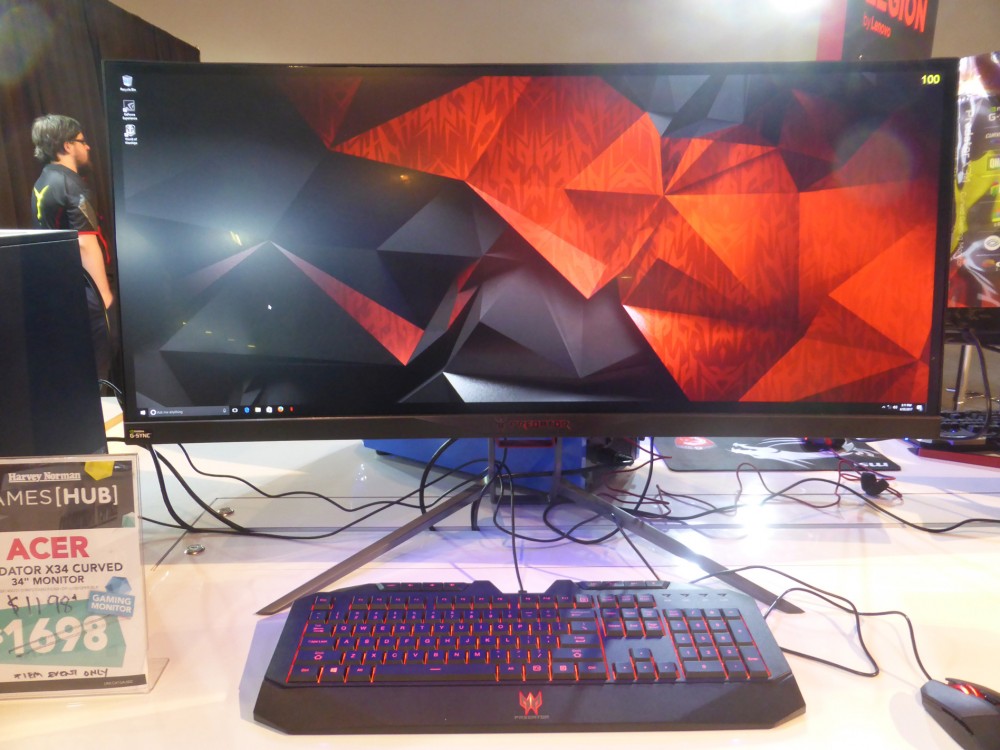 curved-gaming-monitor