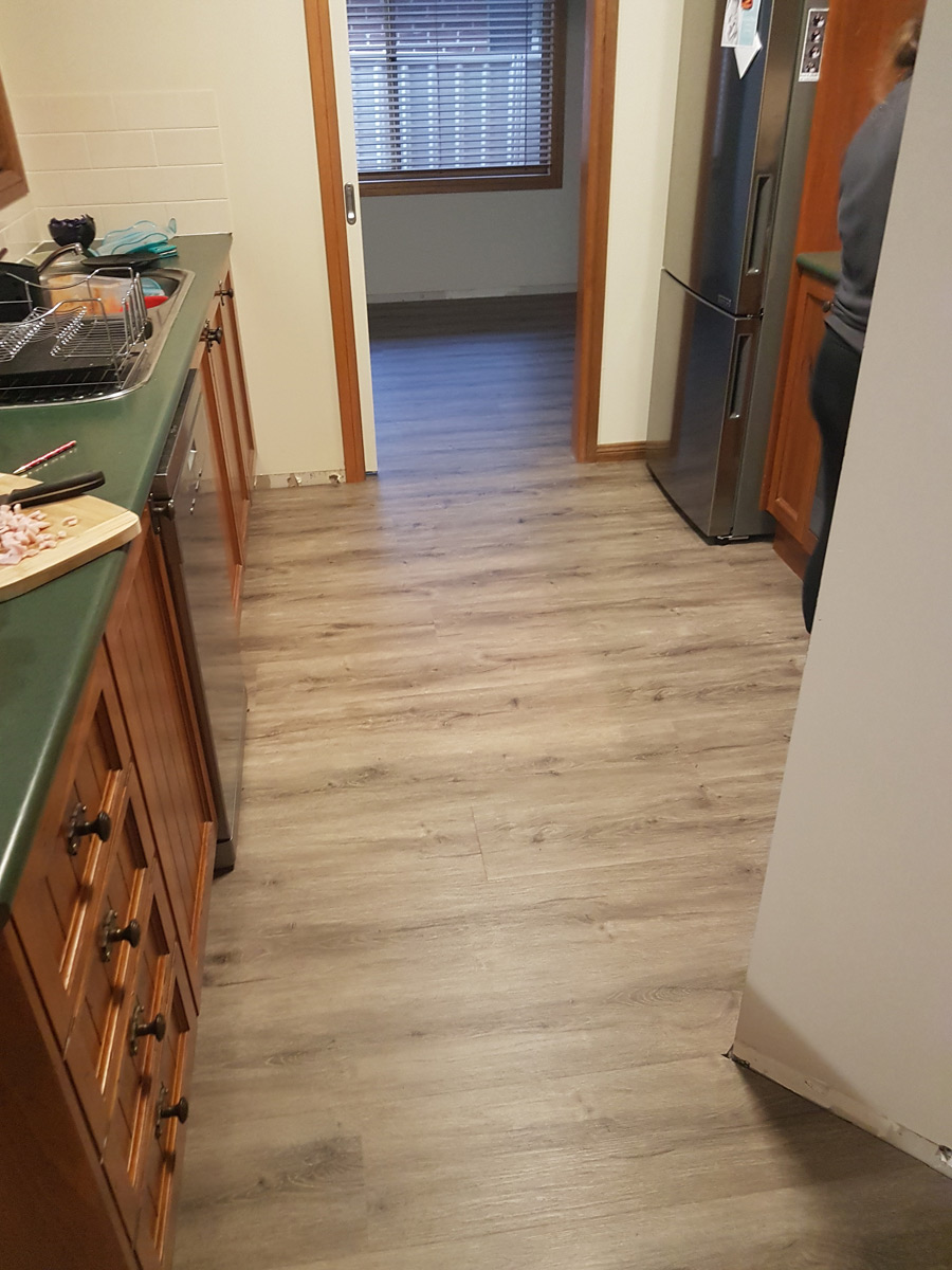 new-hybrid-wood-look-flooring