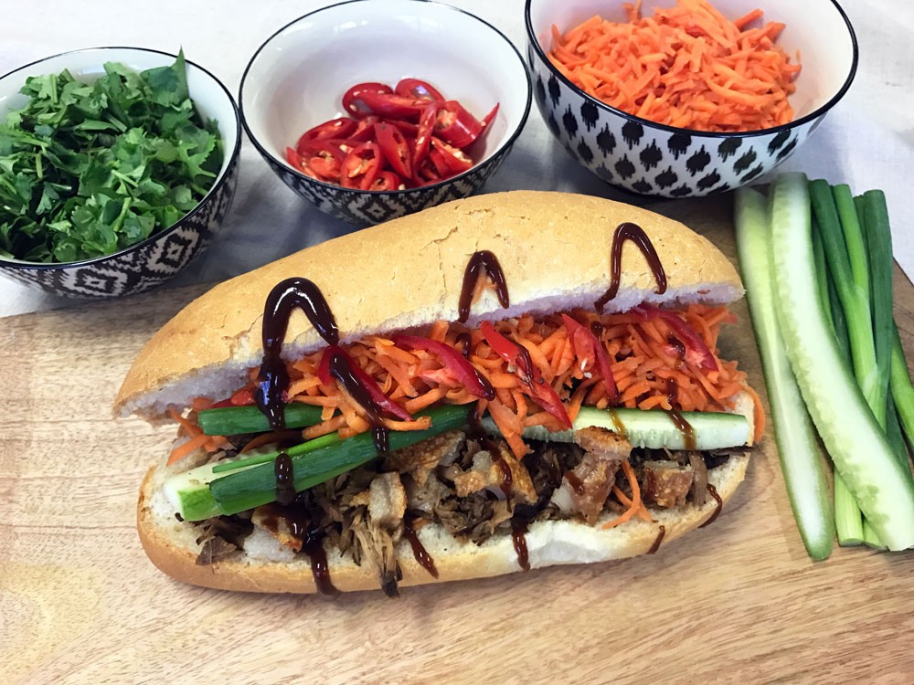 slow-cooked-pork-bahn-min-recipe